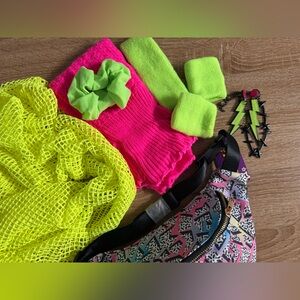 Spirit Starry 1980s Pink and Black Fanny Pack set